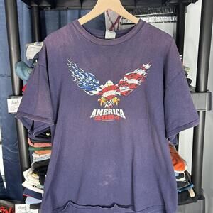 y2k vintage faded and thrashed eagle america graphic tee xl